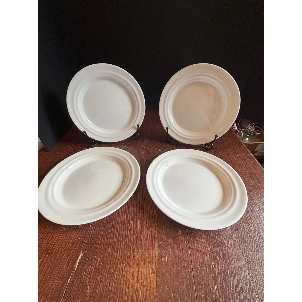 Set of 4 White Ceramic Salad Dessert Plates Concentric Rim Glossy 7.5 Inch